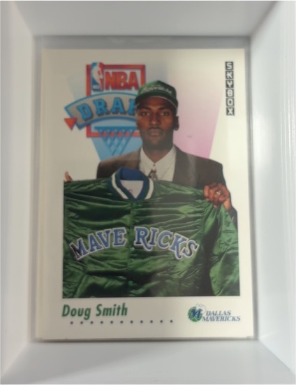 1991-92 SkyBox #518 Doug Smith — front