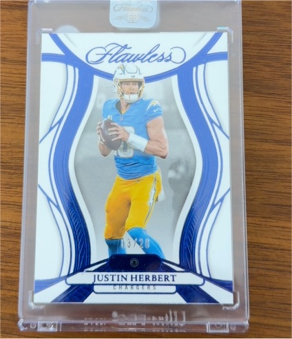 2022 Panini Flawless #33 Justin Herbert — front