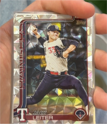 2025 Topps Update Series #US165 Jack Leiter — front