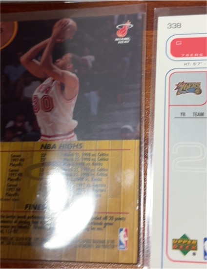 1993-94 Upper Deck #208 1992-93 Bulls FIN — front
