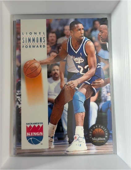 1993-94 SkyBox Premium #158 Lionel Simmons Sacramento Kings — front
