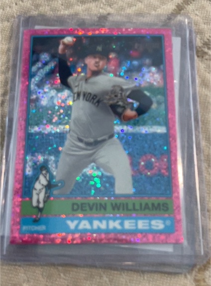 2025 Topps Heritage #376 Devin Williams — front