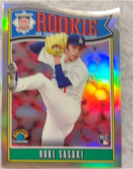 2025 Bowman Chrome #ROY-10 Roki Sasaki Rookie of the Year Favorites Die-Cut — front