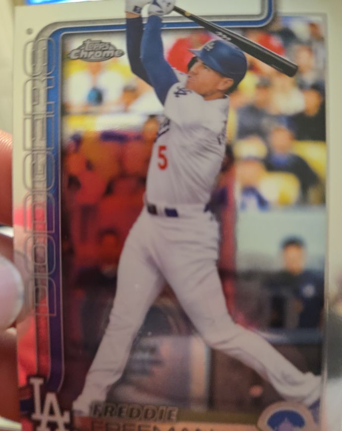2025 Topps Chrome #23 Freddie Freeman — front