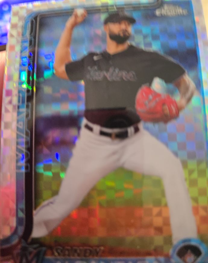 2025 Topps Chrome #126 Sandy Alcantara X-Fractor — front