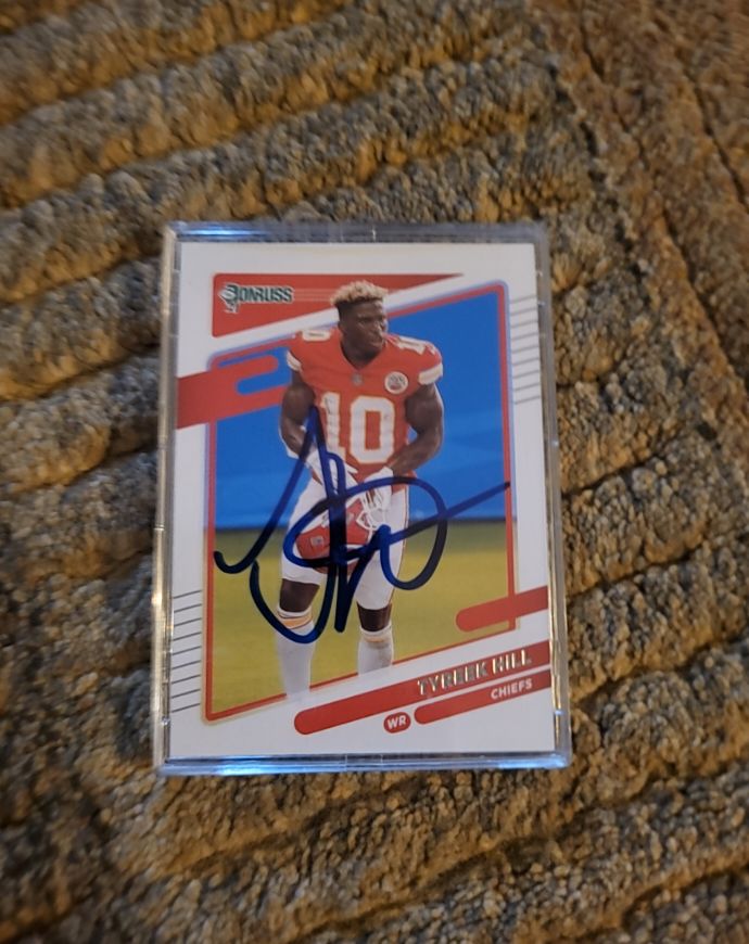 2021 Donruss #117 Tyreek Hill — front