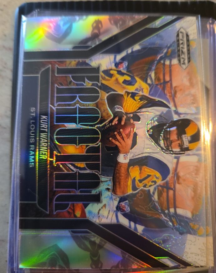2025 Panini Prizm Black #7 Kurt Warner — front