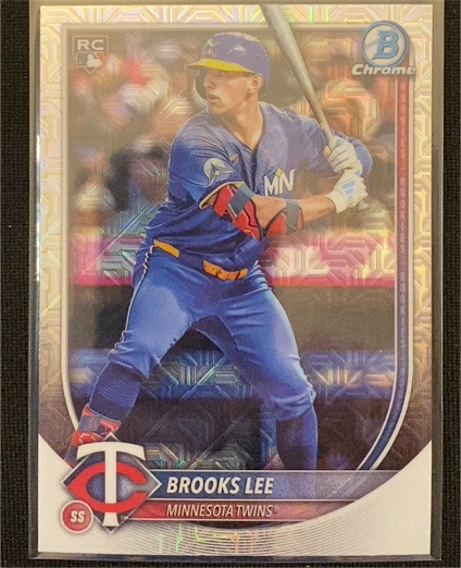 2025 Bowman Chrome #72 Brooks Lee — front