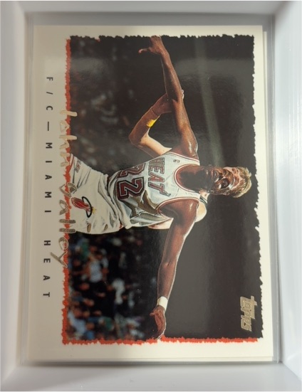 1994-95 Topps #252 Ledell Eackles — front