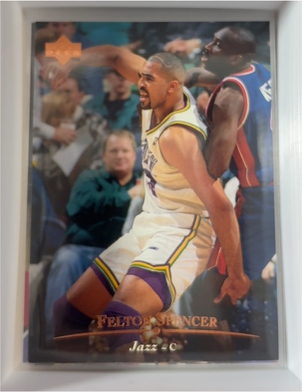 1995-96 Upper Deck #24 Felton Spencer — front