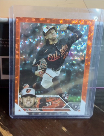 2023 Topps Series 2 #547 DL Hall Orange Crackle Foil — front