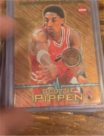 1997 Collector's Edge #5 Scottie Pippen Authentic Game Used Ball — front