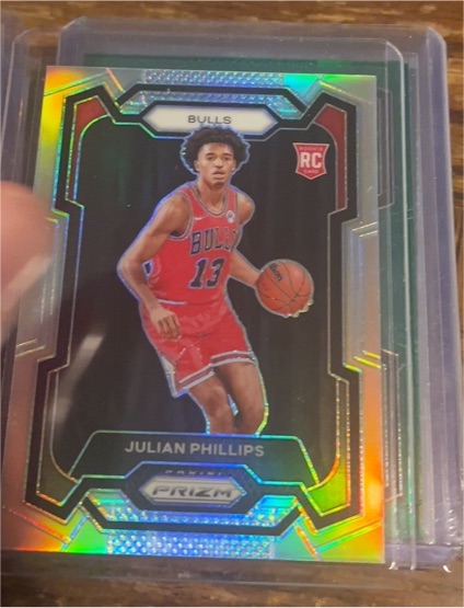 2023-24 Panini Prizm #125 Julian Phillips — front