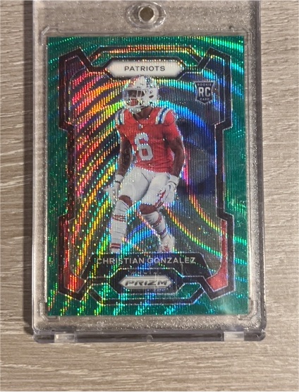 2023 Panini Prizm #369 Christian Gonzalez — front