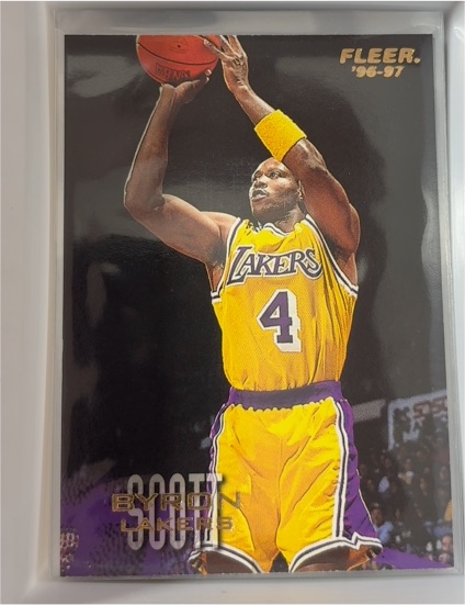 1996-97 Fleer #207 Byron Scott — front