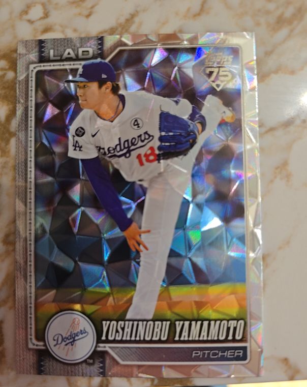 2026 Topps Series 1 #90 Yoshinobu Yamamoto — front