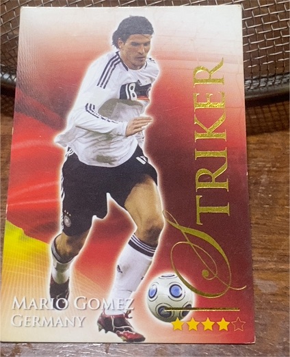 2010 Futera World Football Online #673 Mario Gomez — front