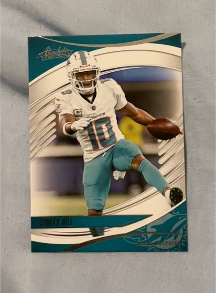 2025 Panini Absolute #9 Tyreek Hill — front