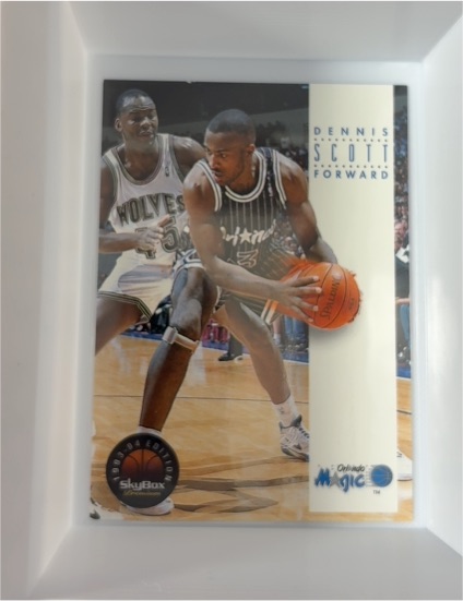 1993-94 SkyBox Premium #135 Dennis Scott — front