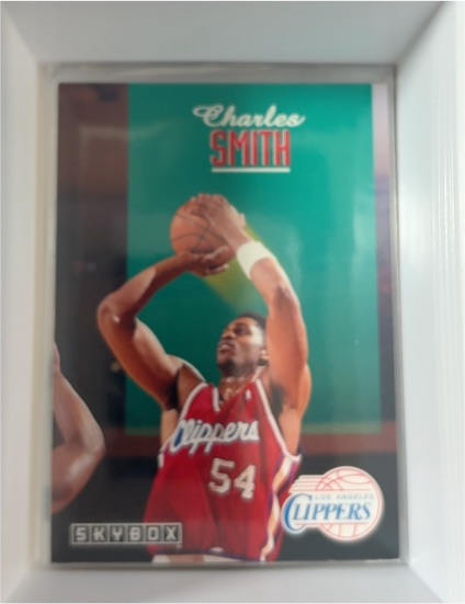 1992-93 SkyBox #111 Charles Smith — front