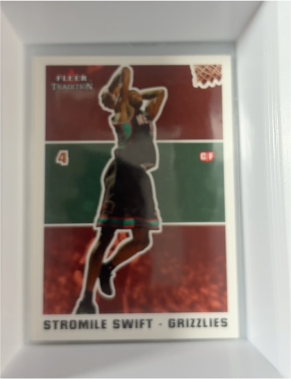 2003-04 Fleer Tradition #216 Stromile Swift — front
