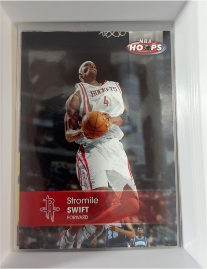 2005-06 NBA Hoops #46 Stromile Swift — front