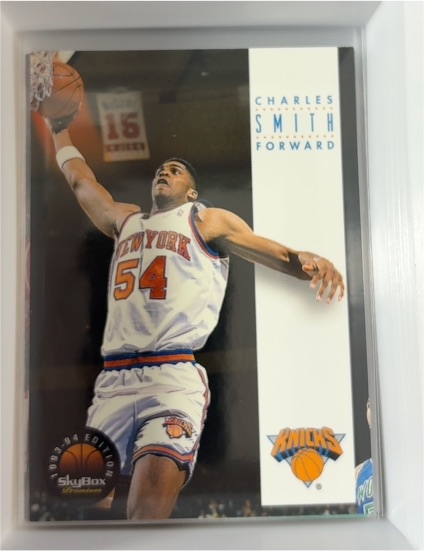 1993-94 SkyBox Premium #130 Charles Smith — front