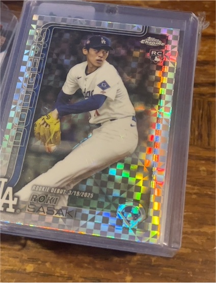 2025 Topps Chrome Update #USC73 Roki Sasaki — front