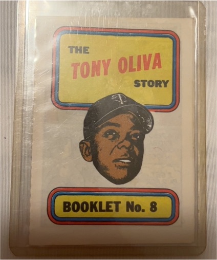 1970 Topps Booklet #8 Tony Oliva — front