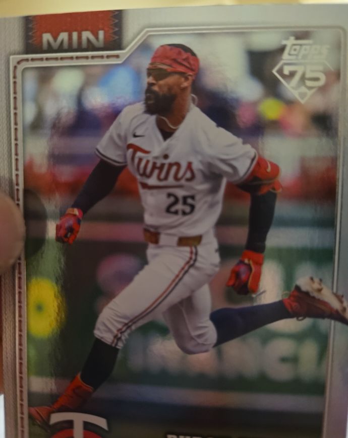 2026 Topps Series 1 #255 Byron Buxton — front