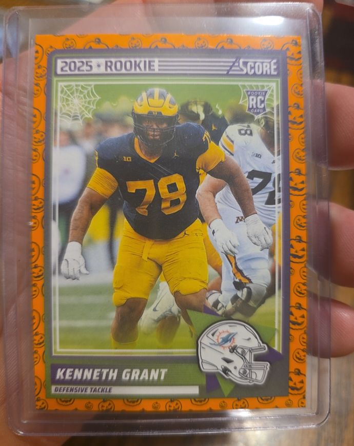 2025 Panini Score-A-Treat #33 Kenneth Grant — front