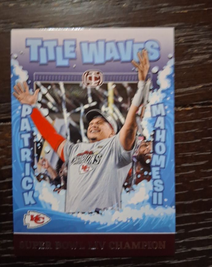 2025 Panini Icon Collection #TW-3 Patrick Mahomes II Title Waves — front
