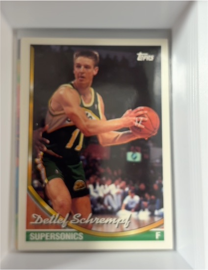 1993-94 Topps #268 Detlef Schrempf — front