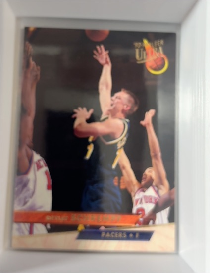 1993-94 Fleer Ultra #84 Detlef Schrempf — front