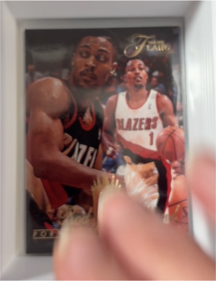 1994-95 Flair #124 Rod Strickland — front