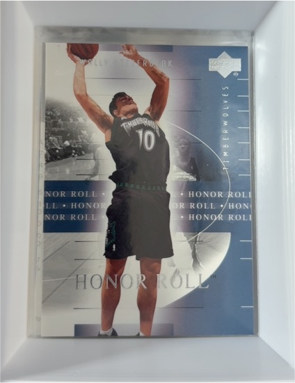 2001-02 Upper Deck Honor Roll #53 Wally Szczerbiak — front