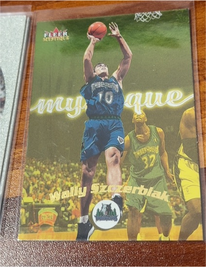 2000-01 Fleer Mystique #50 Wally Szczerbiak — front