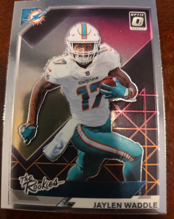 2021 Donruss Optic The Rookies #TR-8 Jaylen Waddle — front