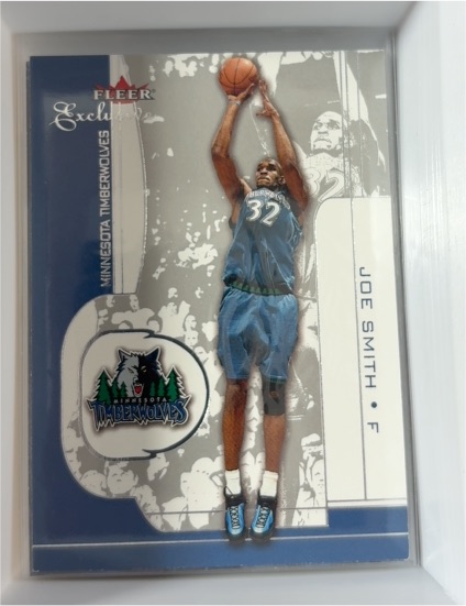 2001-02 Fleer Exclusive #61 Joe Smith — front