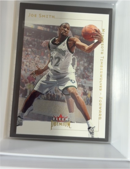 2001-02 Fleer Premium #25 Joe Smith — front