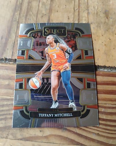 2024 Panini Select WNBA #44 Tiffany Mitchell — front