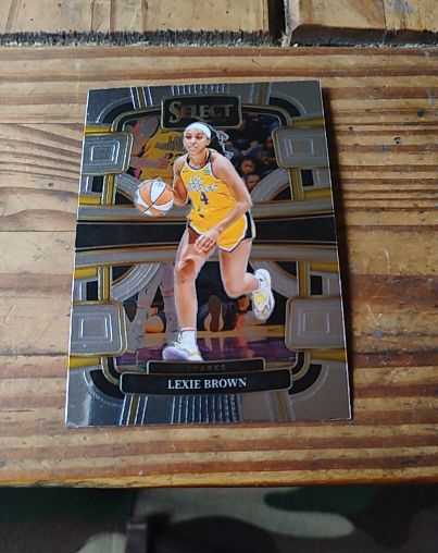 2024 Panini Select WNBA #67 Lexie Brown — front