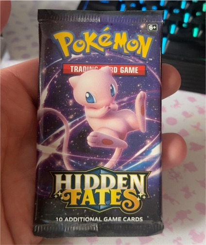 2019 Pokémon Hidden Fates Booster Pack Mew — front
