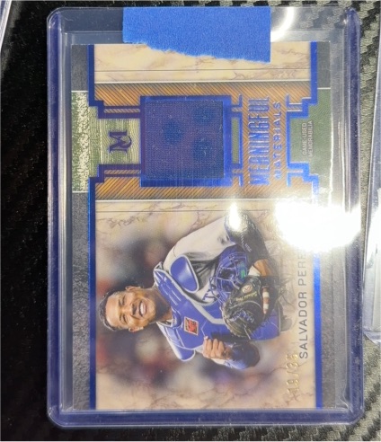 2025 Topps Museum Collection Meaningful Materials Relic Salvador Perez #MMR-SP — front