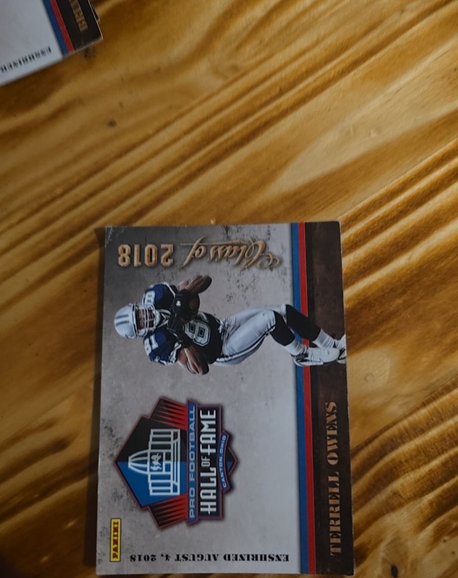 2018 Panini Class of 2018 Terrell Owens Hall of Fame — front