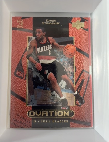 1999-00 Upper Deck Ovation #45 Damon Stoudamire — front