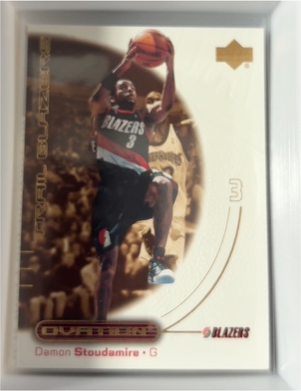 2000-01 Upper Deck Ovation #45 Damon Stoudamire — front