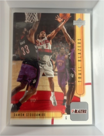 2001-02 Upper Deck #137 Damon Stoudamire — front