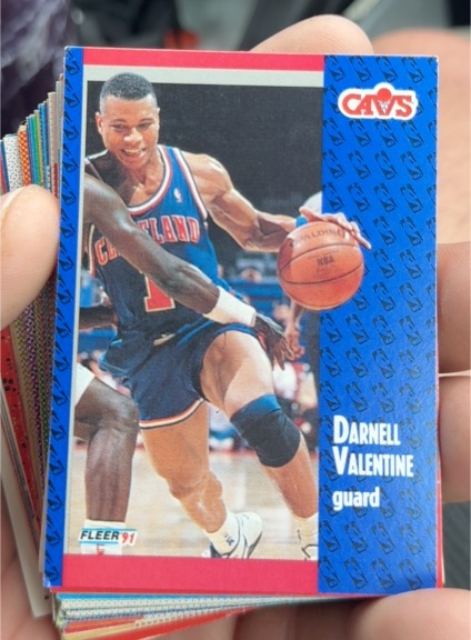 1991-92 Fleer #39 Darnell Valentine — front