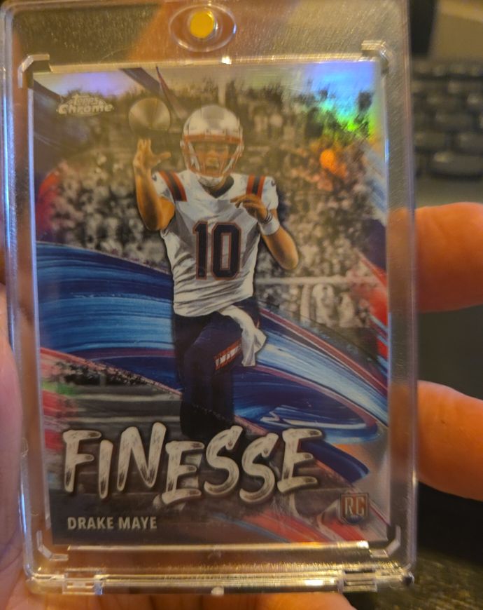 2024 Topps Chrome #F-2 Drake Maye Finesse Rookie Card — front